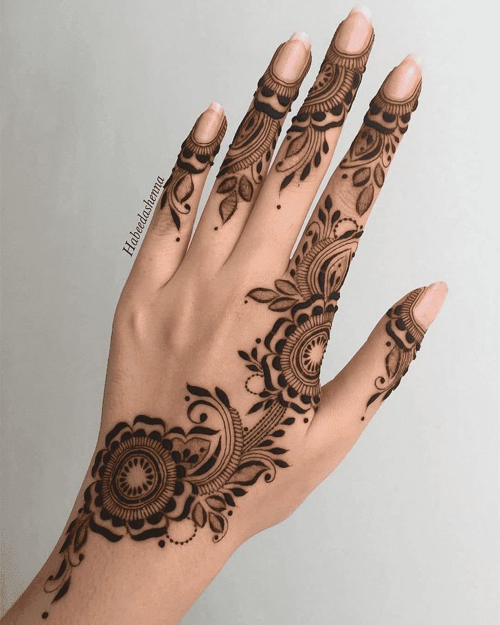 Easy-Arabic-Mehndi-Design Easy-Arabic-Mehndi-Design