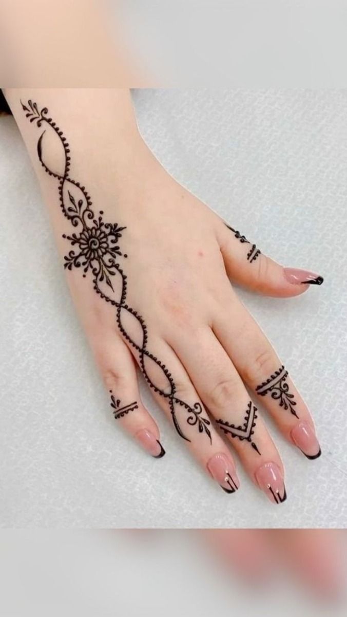 Easy-Arabic-Mehndi-Design Easy-Arabic-Mehndi-Design