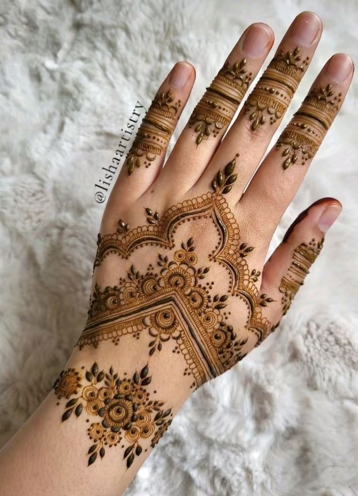 Easy-Arabic-Mehndi-Design Easy-Arabic-Mehndi-Design