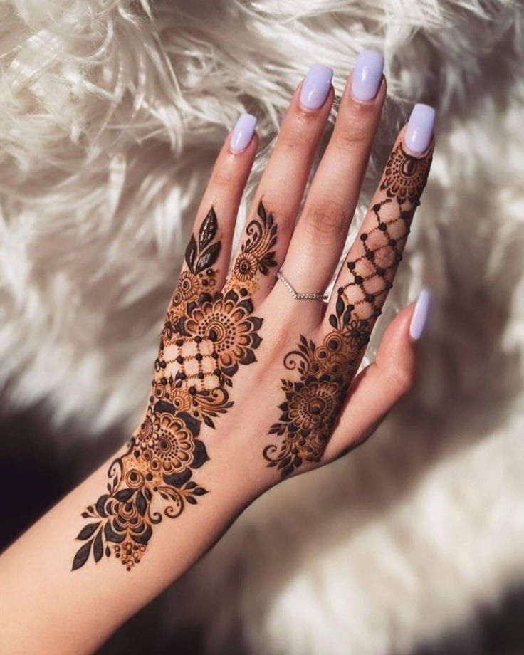 Easy-Arabic-Mehndi-Design Easy-Arabic-Mehndi-Design
