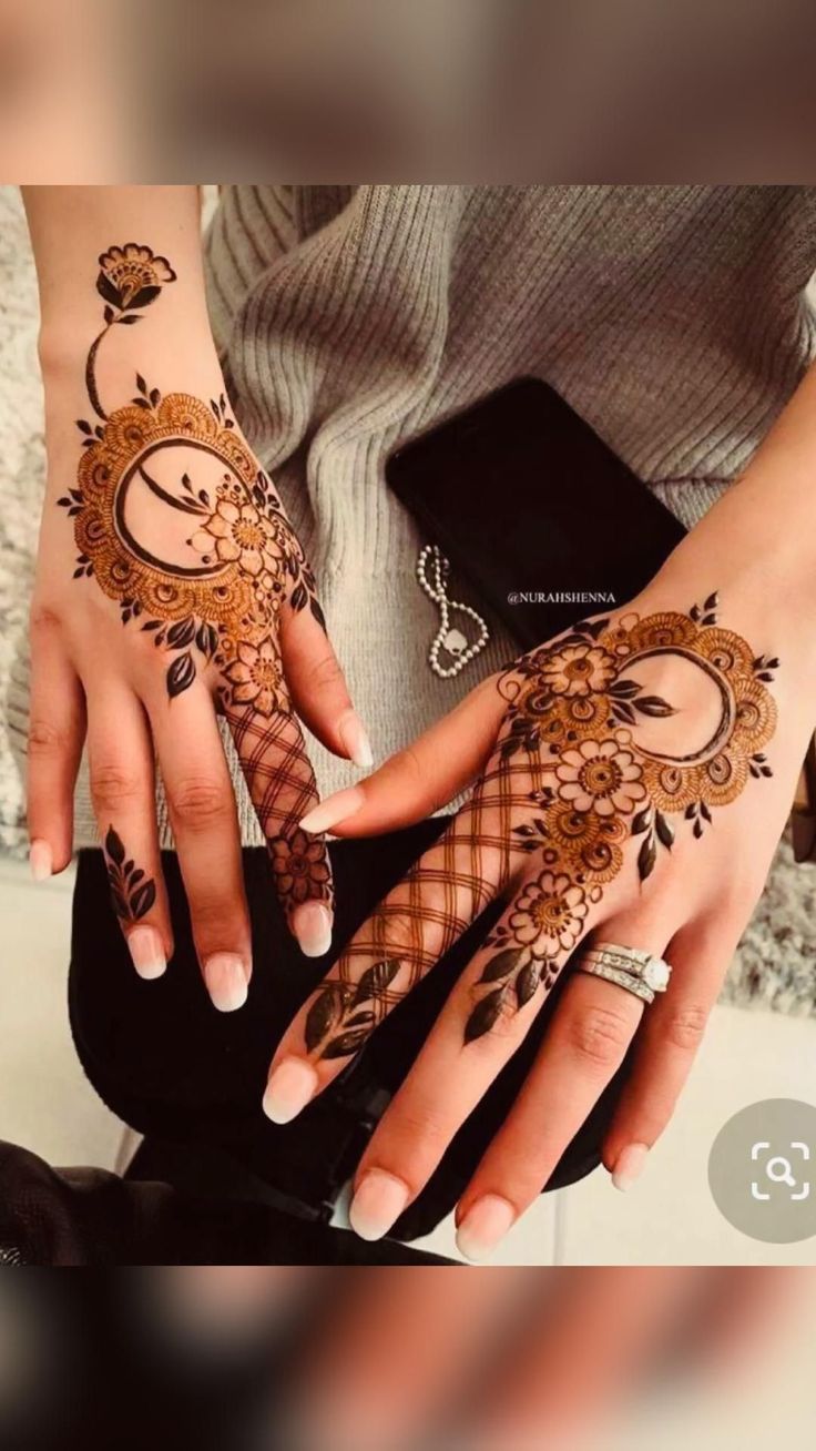 Easy-Arabic-Mehndi-Design Easy-Arabic-Mehndi-Design