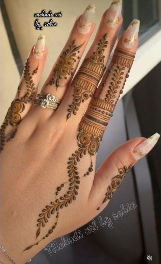 Easy-Arabic-Mehndi-Design Easy-Arabic-Mehndi-Design