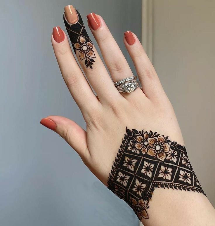 Finger-Mehndi-Design-Images Finger-Mehndi-Design-Images