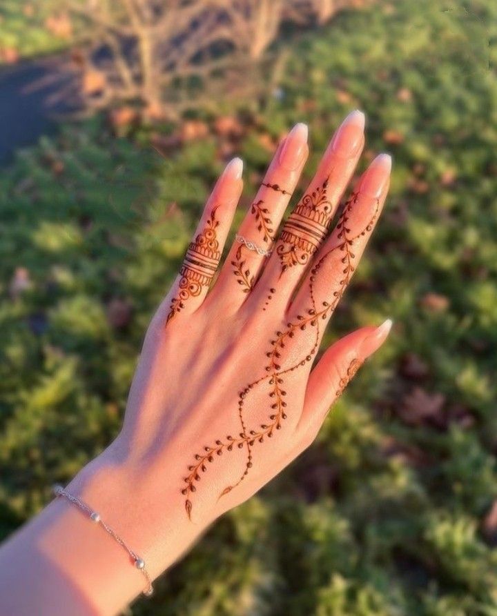 Finger-Mehndi-Design-Images Finger-Mehndi-Design-Images