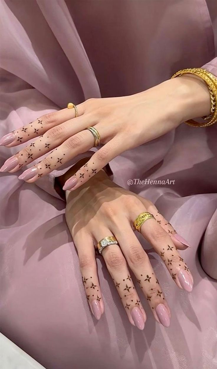 Finger-Mehndi-Design-Images Finger-Mehndi-Design-Images
