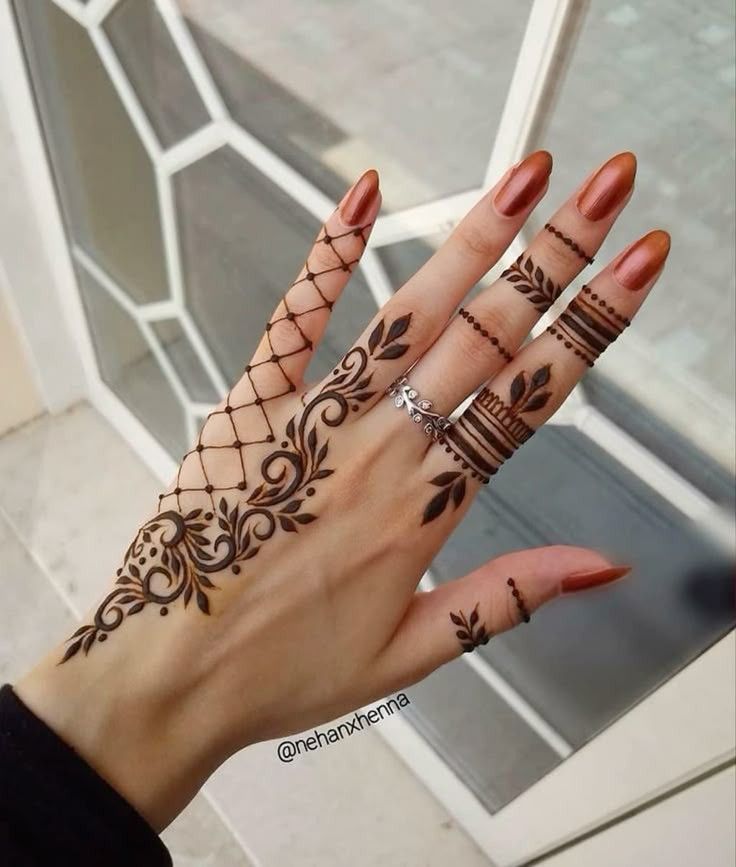 Finger-Mehndi-Design-Images Finger-Mehndi-Design-Images