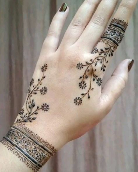 Front-Hand-Simple-Mehndi-Design-Images Front-Hand-Simple-Mehndi-Design-Images