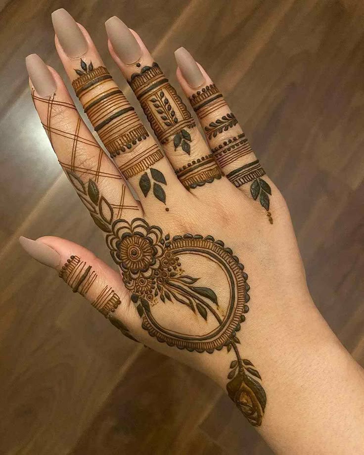 Front-Hand-Simple-Mehndi-Design-Images Front-Hand-Simple-Mehndi-Design-Images