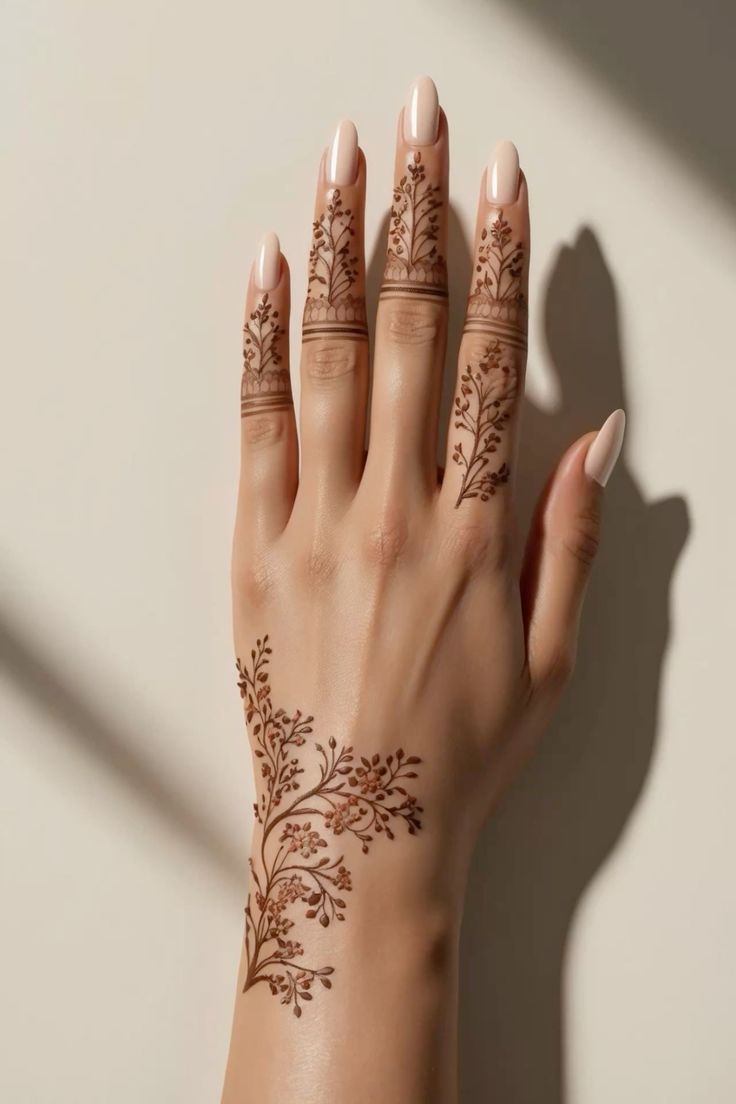 Front-Hand-Simple-Mehndi-Design-Images Front-Hand-Simple-Mehndi-Design-Images