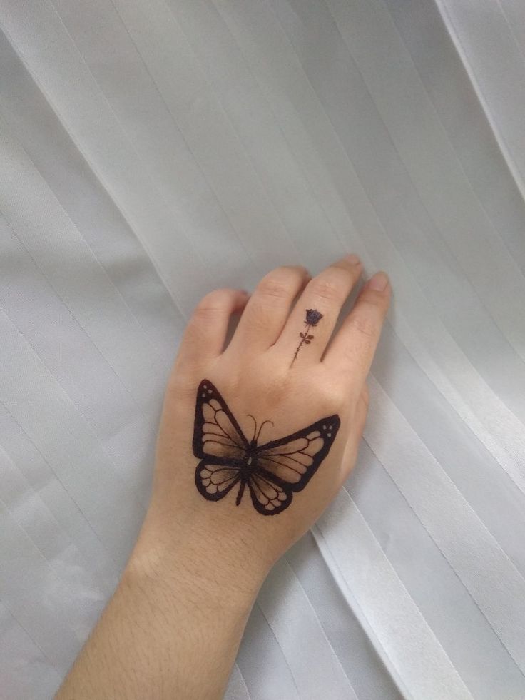 Front-Hand-Simple-Mehndi-Design-Images Front-Hand-Simple-Mehndi-Design-Images