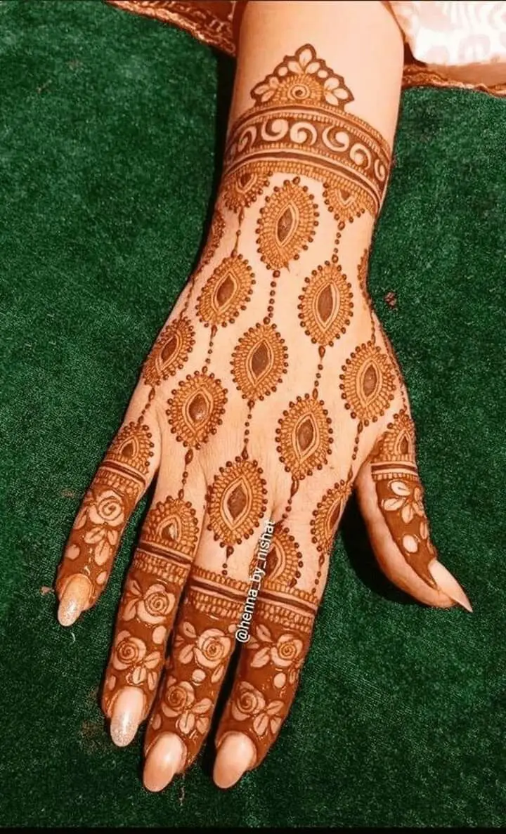diwali-back-hand-mehndi-design diwali-back-hand-mehndi-design