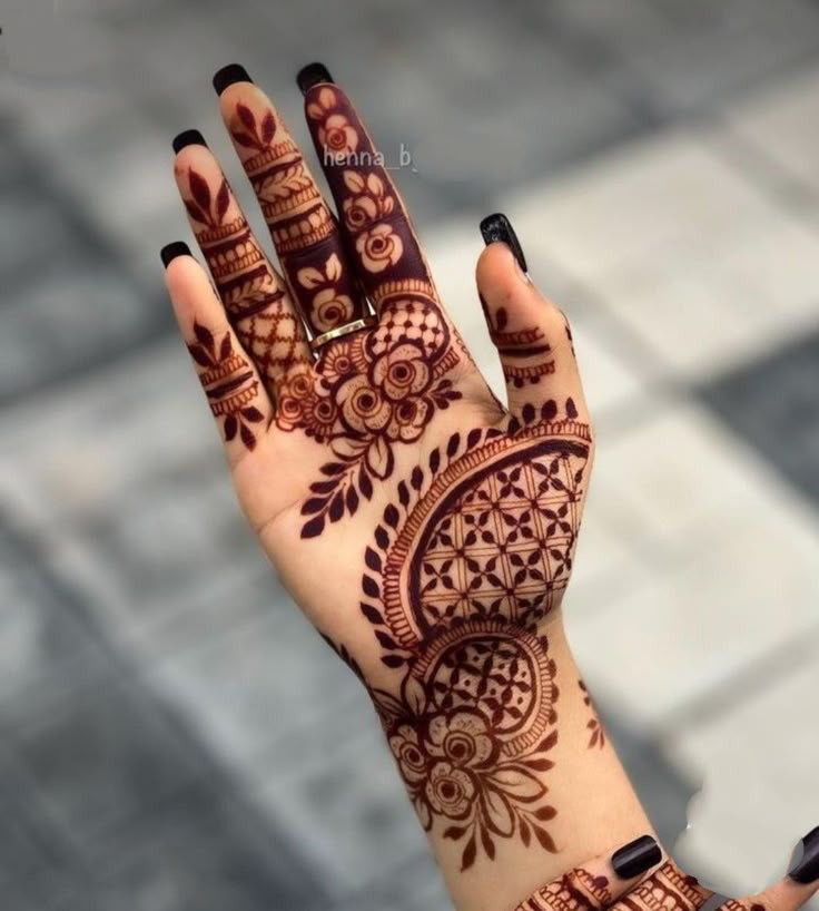 front-hand-simple-mehndi-design-easy-for-kids front-hand-simple-mehndi-design-easy-for-kids