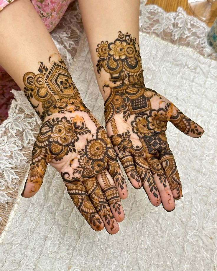 full-hand-mehndi-design-arabic full-hand-mehndi-design-arabic