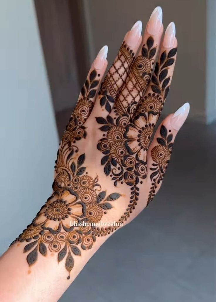 mehndi-design-easy-and-beautiful-full-hand-arabic-front mehndi-design-easy-and-beautiful-full-hand-arabic-front